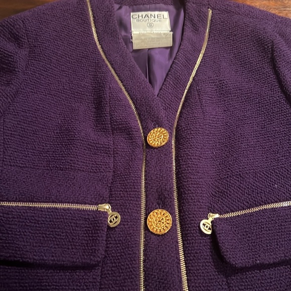 CHANEL Vintage 1990's Purple Skirt/Suit Set Wool & Silk 44EU - Picture 7 of 13